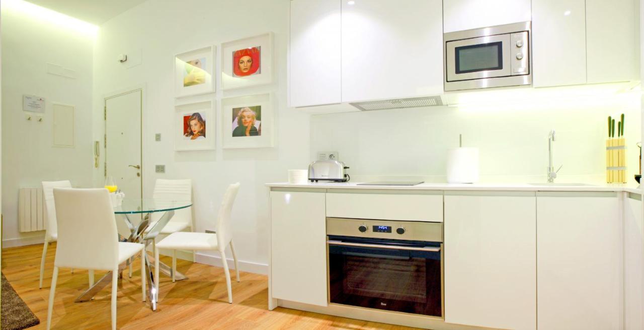 Prado Suite Madrid Eksteriør bilde