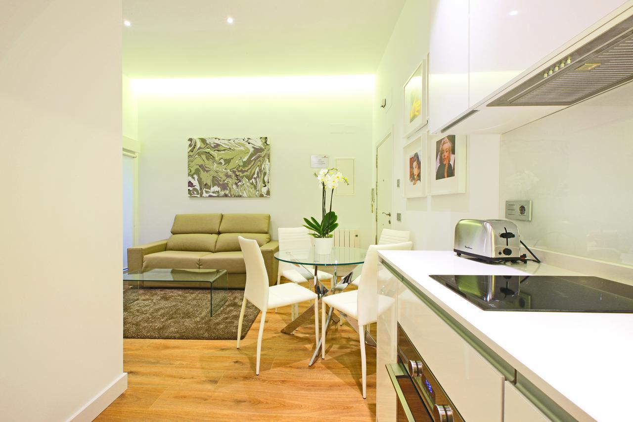 Prado Suite Madrid Eksteriør bilde