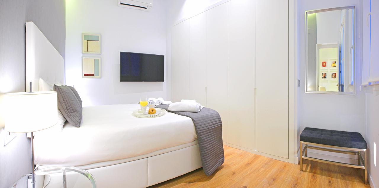 Prado Suite Madrid Eksteriør bilde