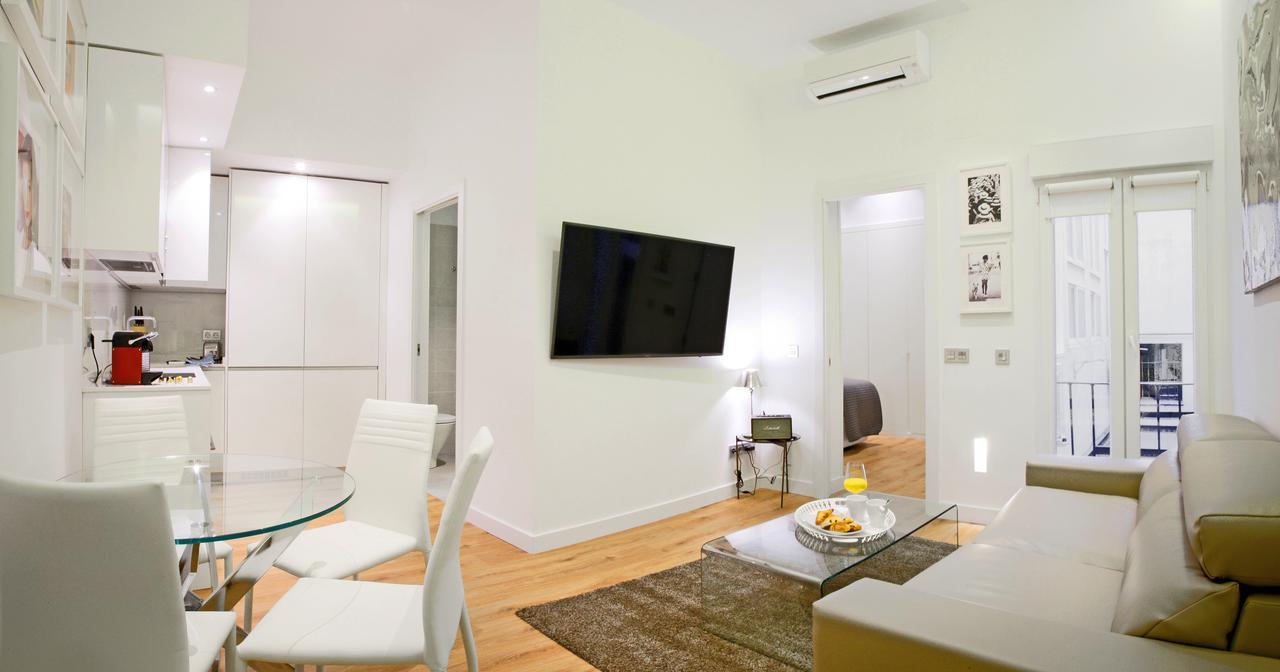 Prado Suite Madrid Eksteriør bilde