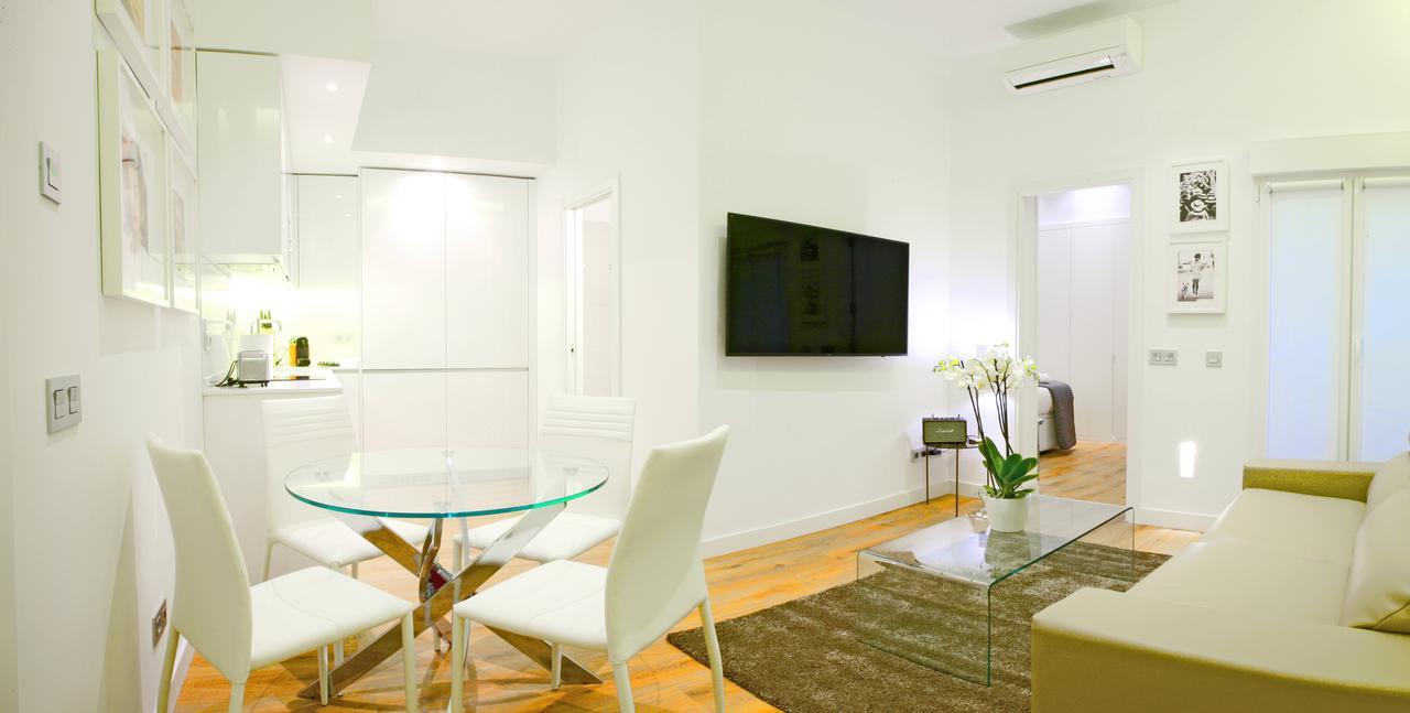 Prado Suite Madrid Eksteriør bilde