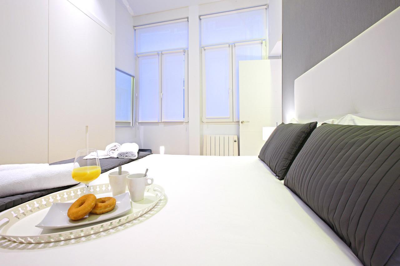 Prado Suite Madrid Eksteriør bilde