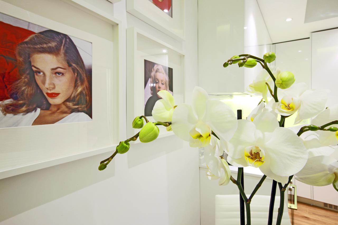 Prado Suite Madrid Eksteriør bilde