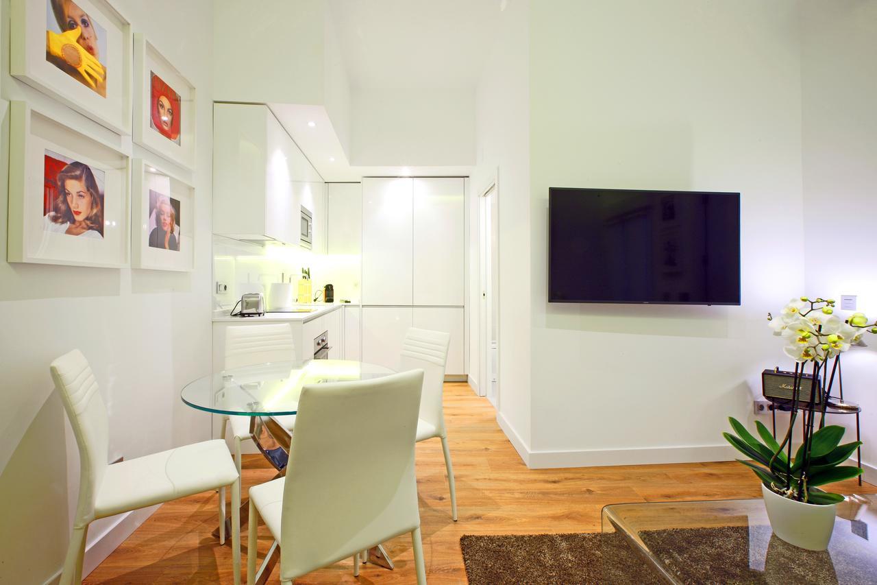 Prado Suite Madrid Eksteriør bilde